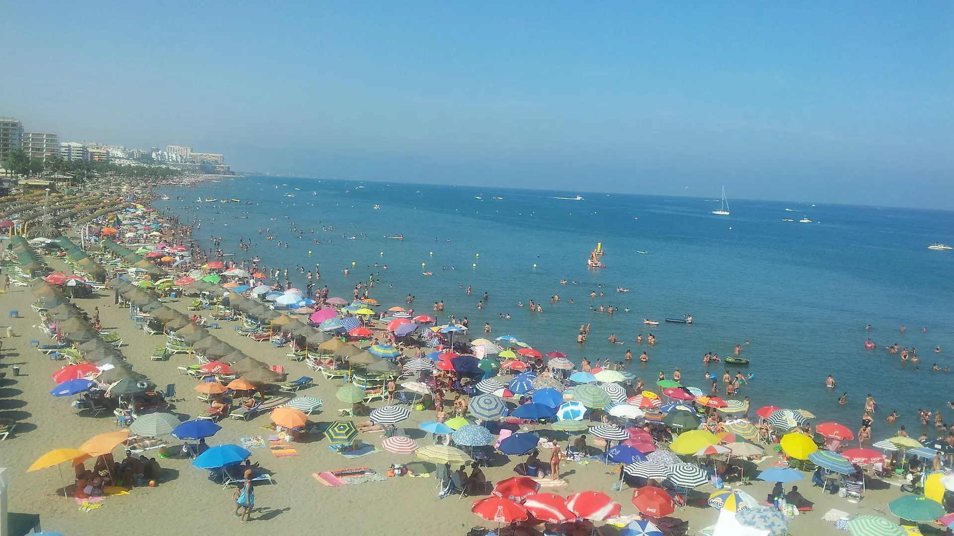 Puerto Marina Beach And Golf 贝纳尔马德纳